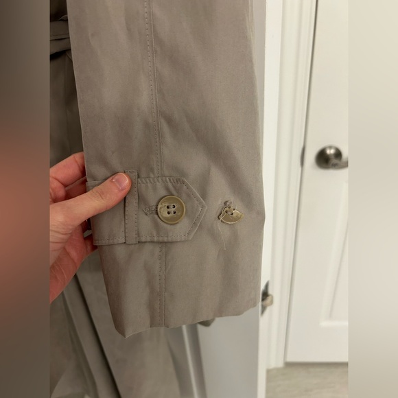 LONDON FOG - Women’s Long Trench Coat with removal inner liner -Tan - Picture 12 of 16